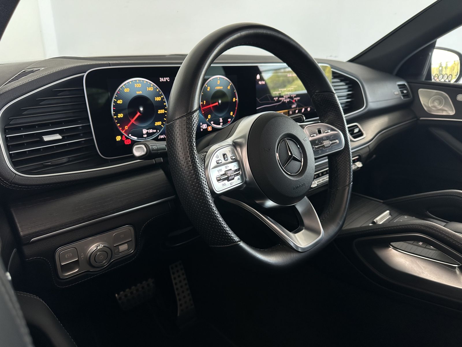 Mercedes-Benz GLE 400 d 4M |AMG |PANO |360 |AHK |LUFT |HUD |22