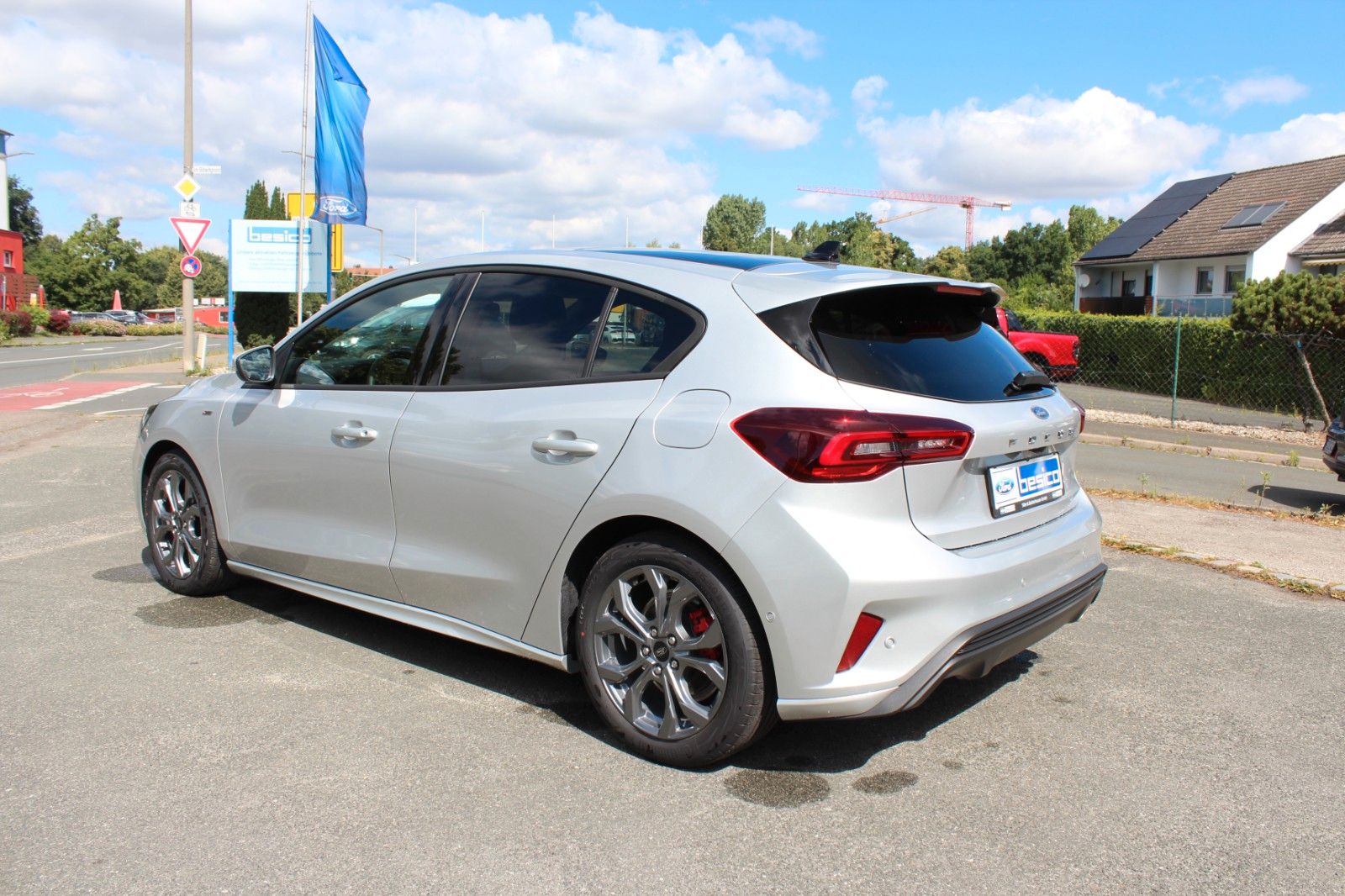 Ford Focus ST-Line X 1,0EcoBoost*Automatik*Pano*ACC*