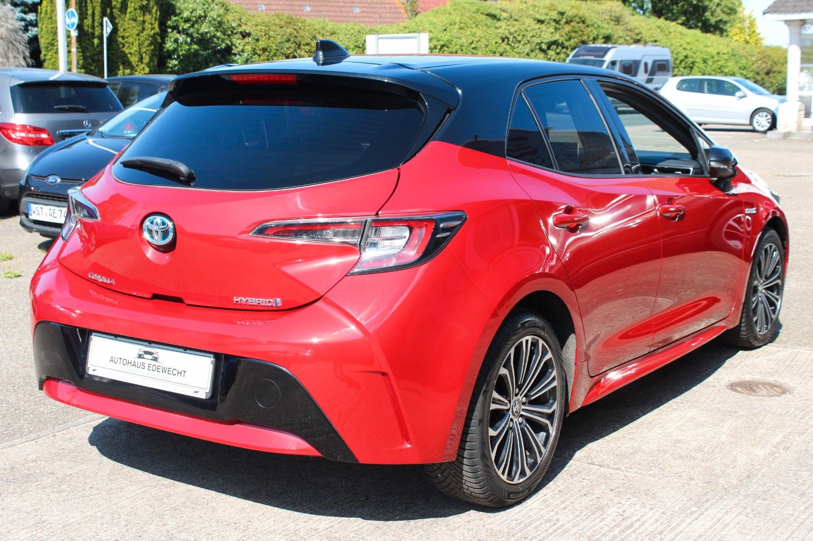 Toyota Corolla Hybrid Club - Samsaru's Car Outlet