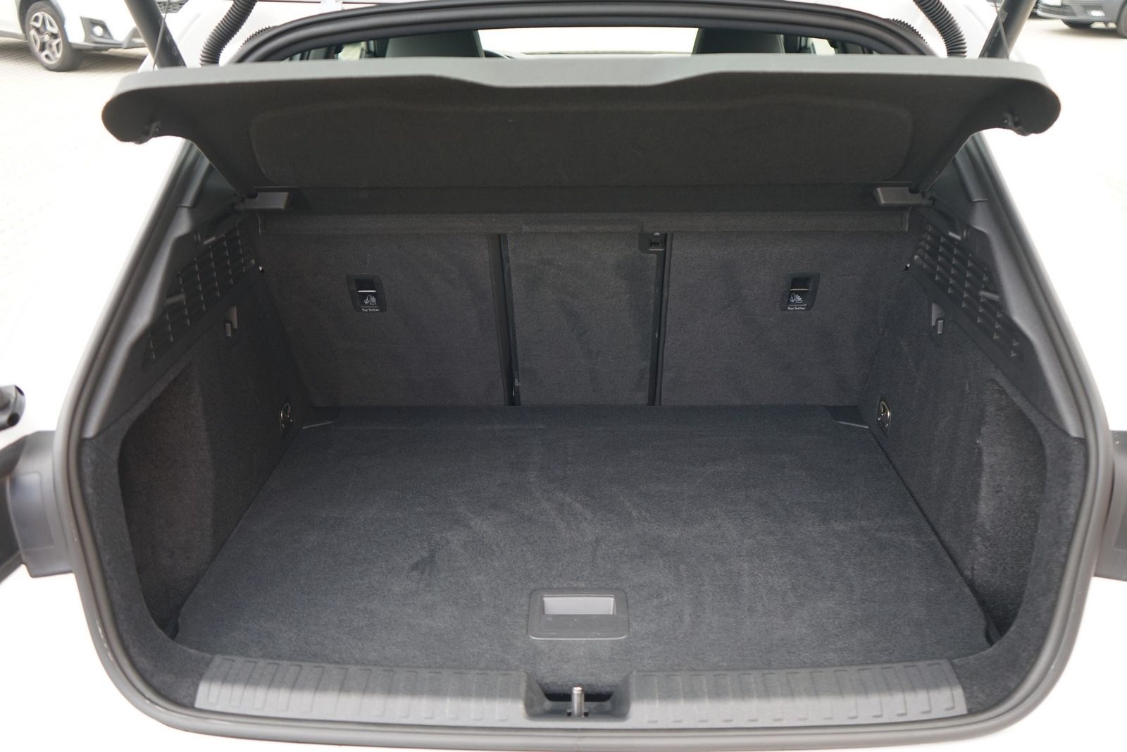 Audi A3 35 TDI Sportback S-Line S-Tronic LED Navi PDC