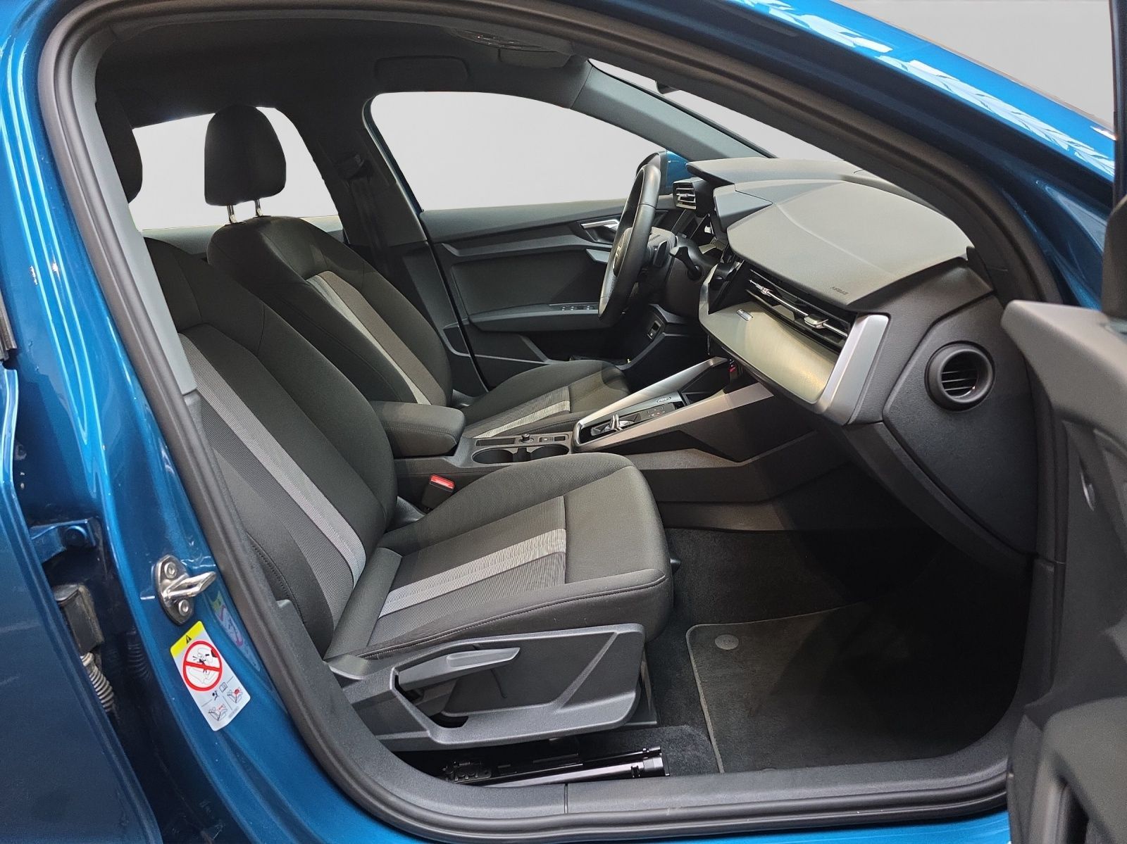 Audi A3 Sportback 40 TFSIe PDC NAVI+ KLIMA LM