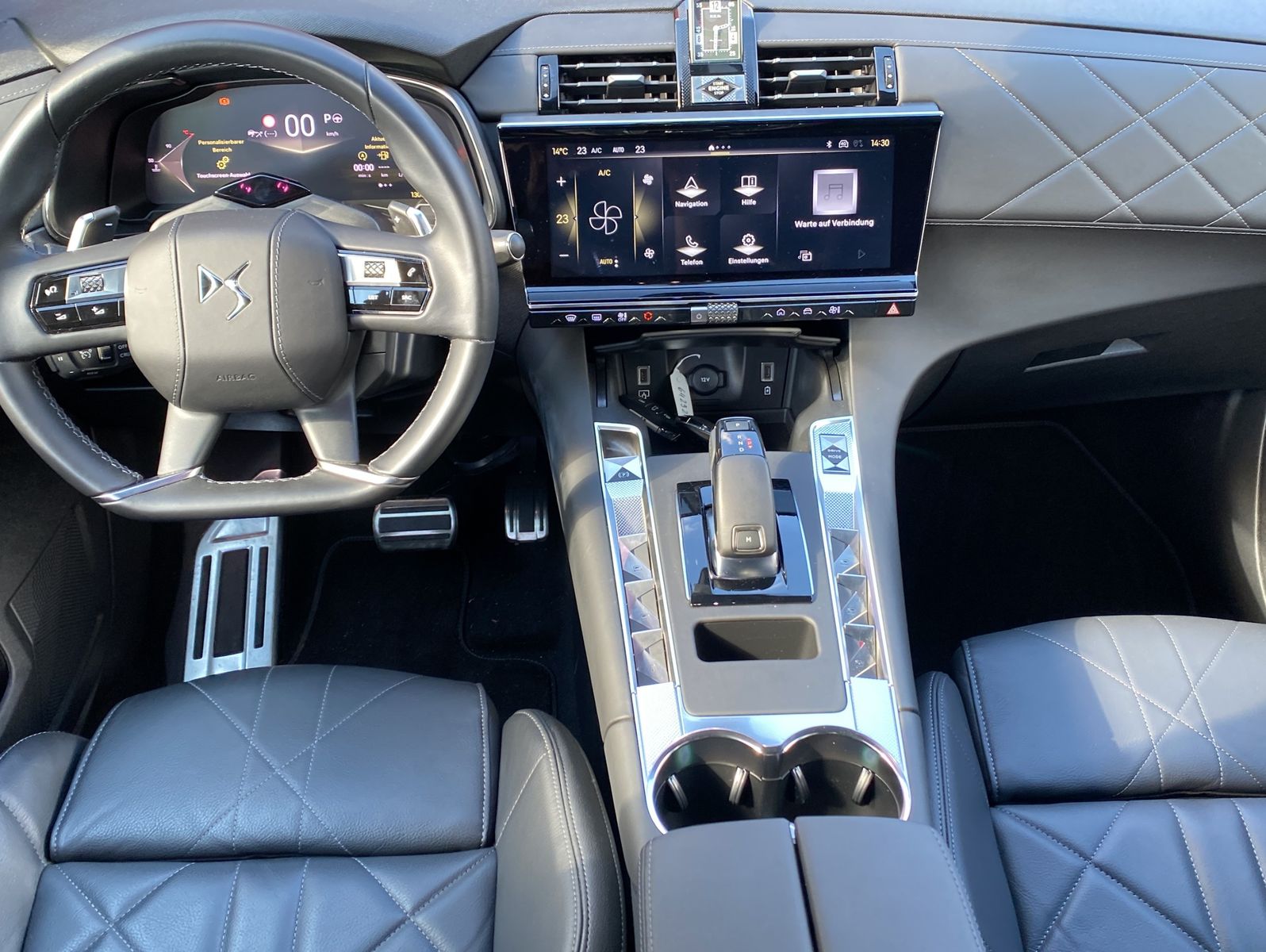 DS Automobiles DS7 Crossback 1.5 BlueHDI Rivoli*Pano*voll LED