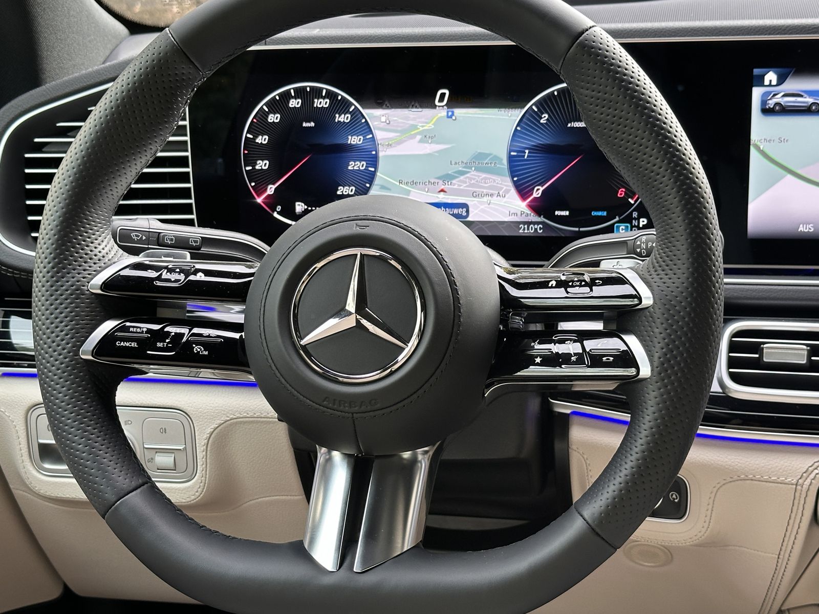 Mercedes-Benz GLE 450 D AMG Night designo LED Pano Standheizu.