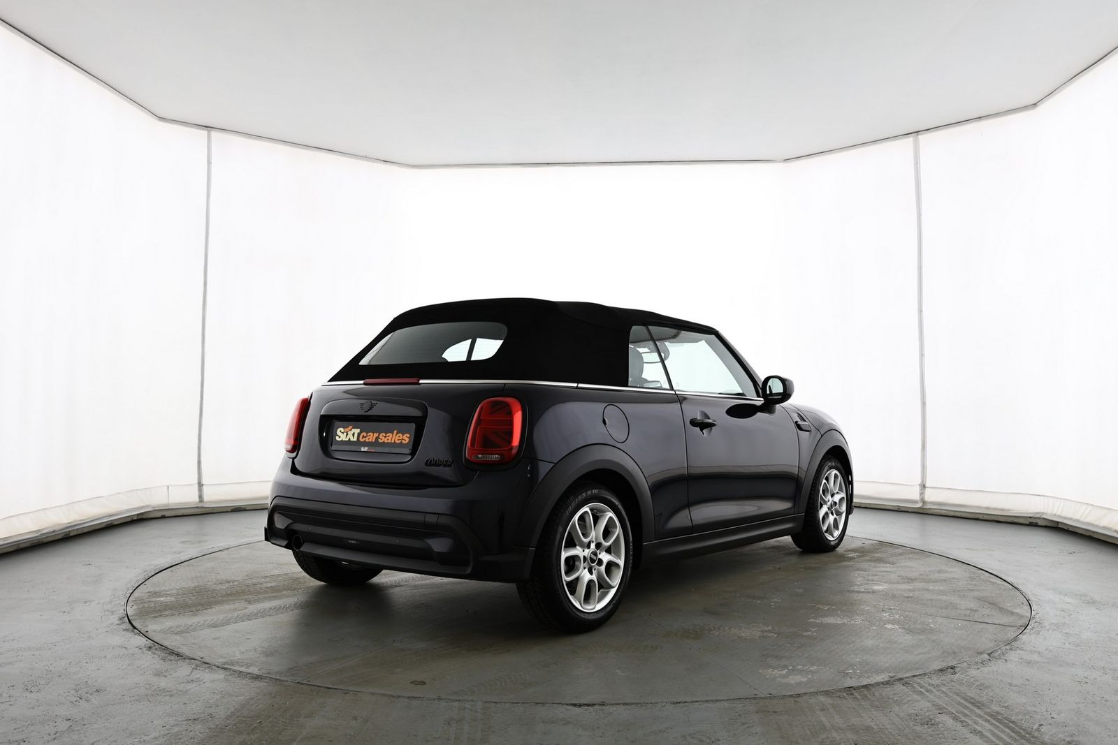 MINI Cooper Cab. Classic Trim - Samsaru's Car Outlet
