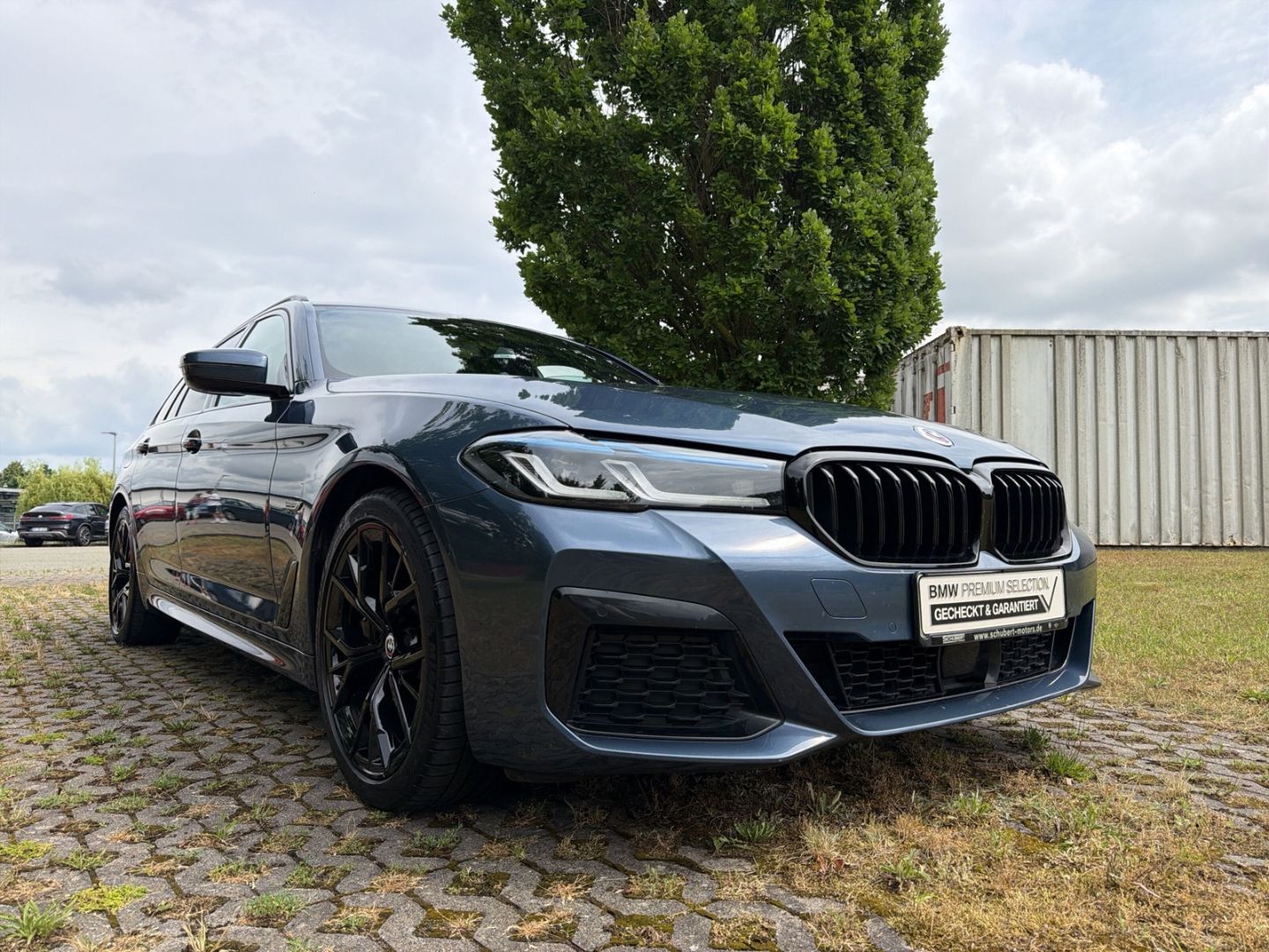 BMW 530 e Touring M Sport HUD H&K 4-Zonen Pano AHK L