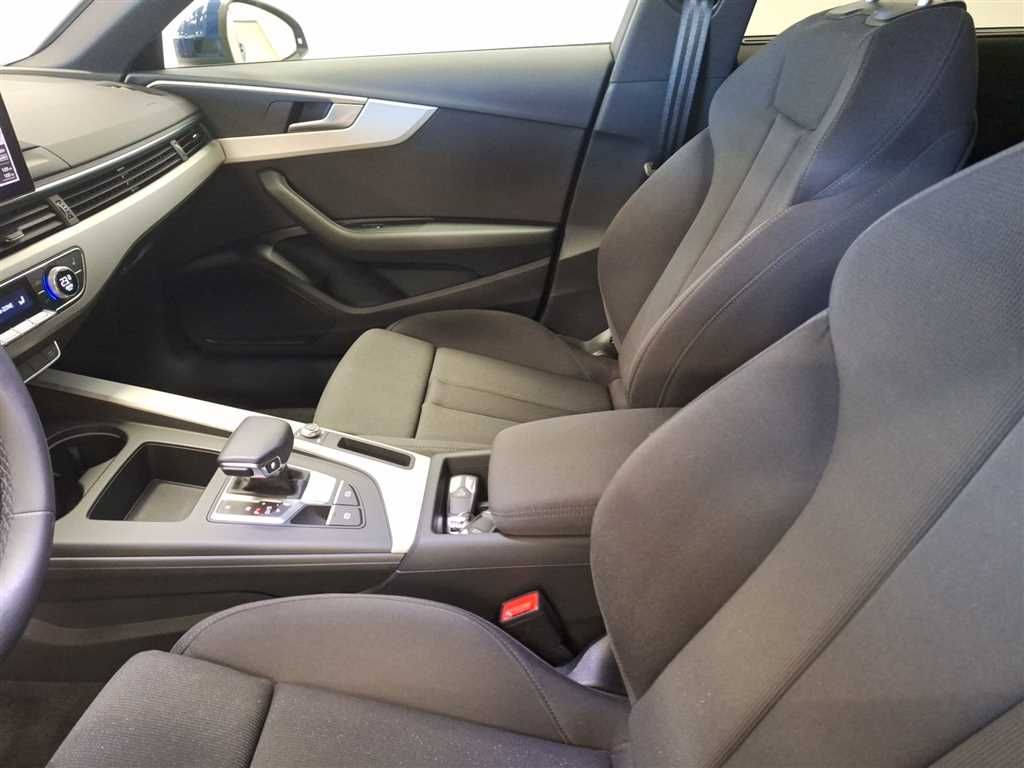 Audi A4 Avant S line 35 2.0 TFSI S-tronic - Samsaru's Car Outlet