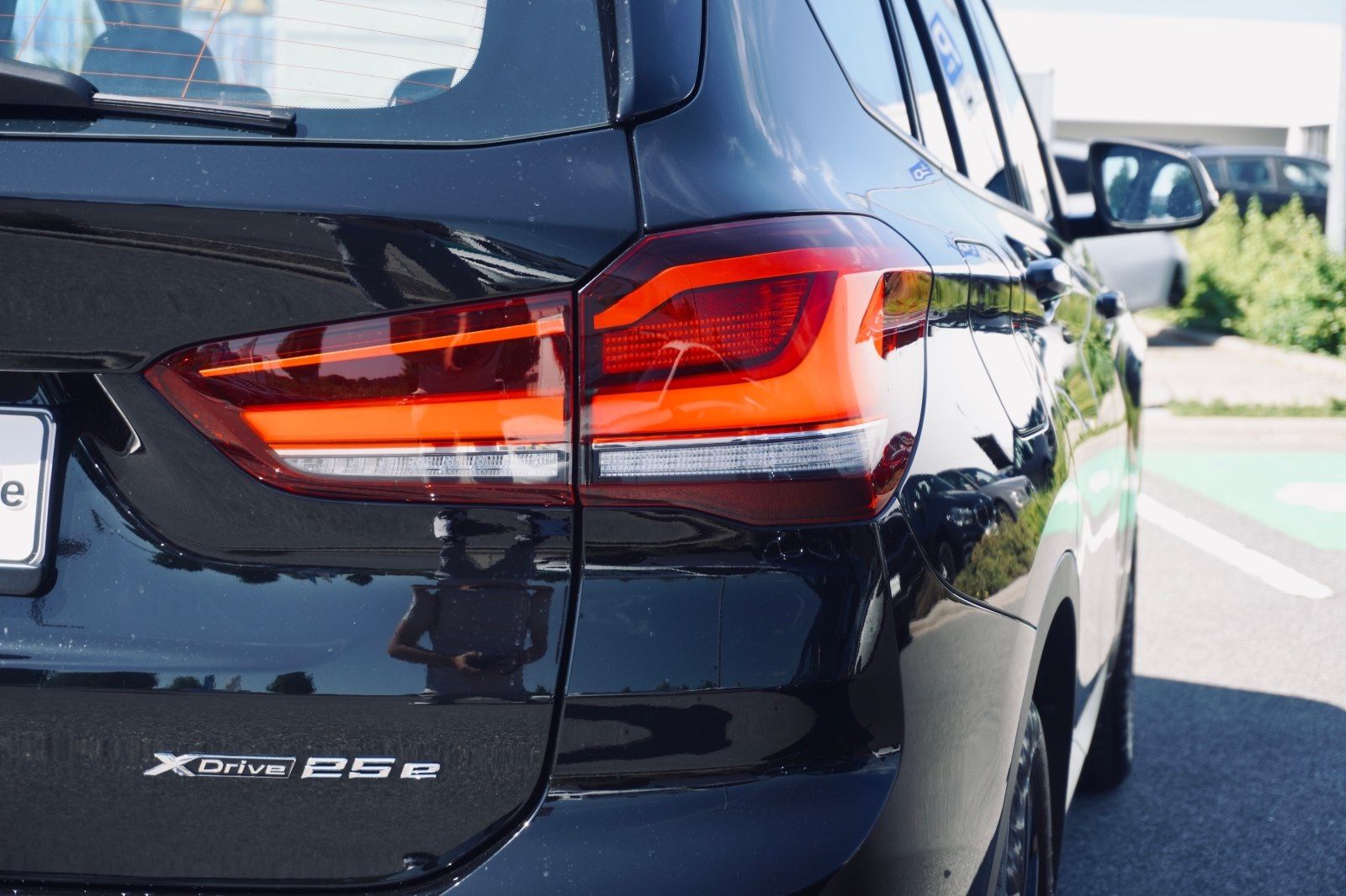 BMW X1 xDrive25e Sport Line - Samsaru's Car Outlet