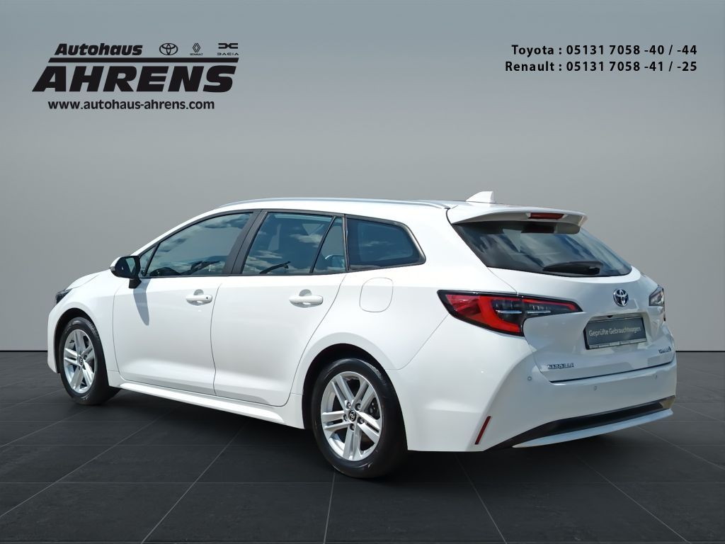 Toyota Corolla 1.8 Hybrid - Samsaru's Car Outlet