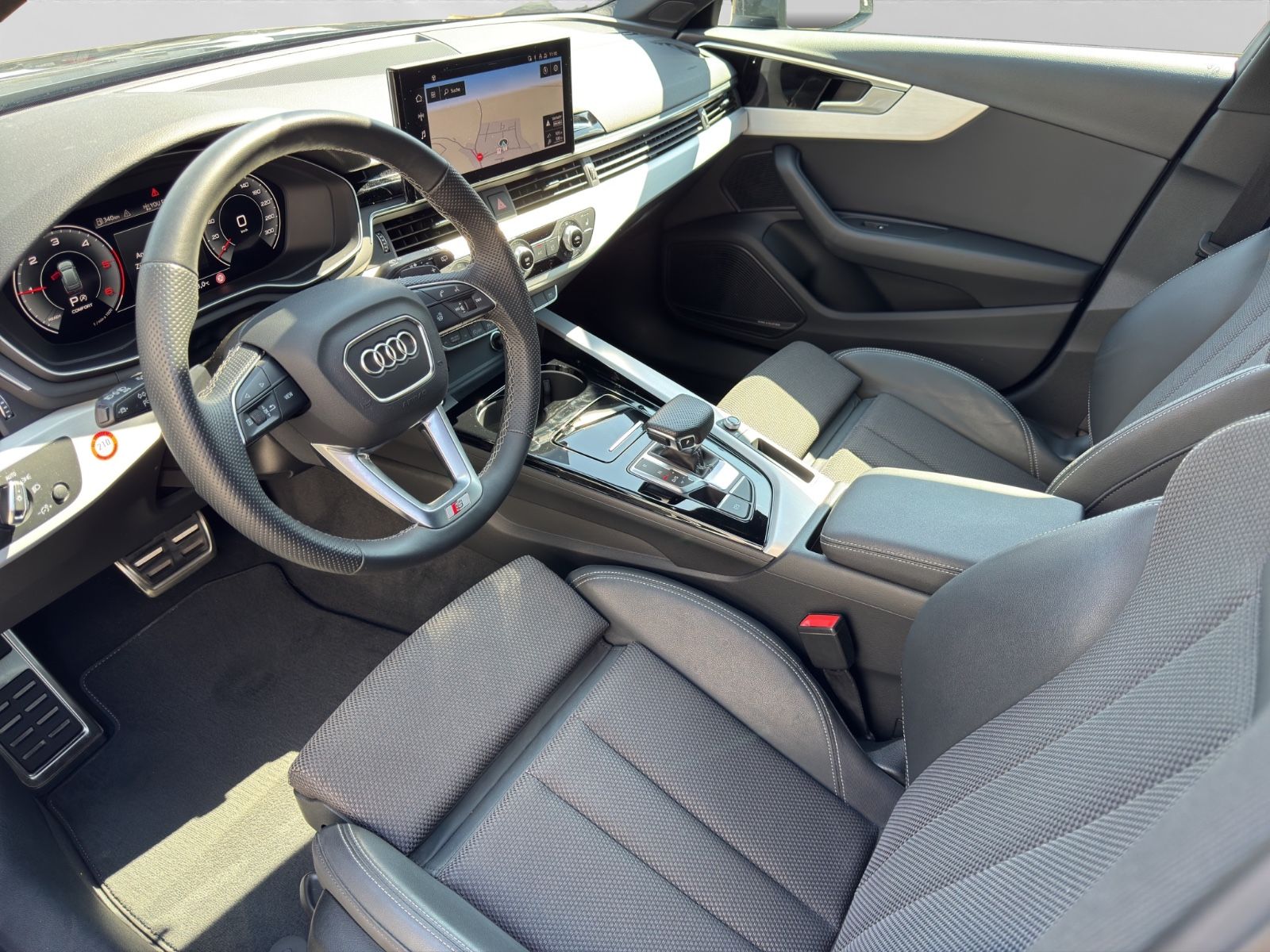 Audi A4 Avant 40TDI Advanced S-Line - Samsaru's Car Outlet