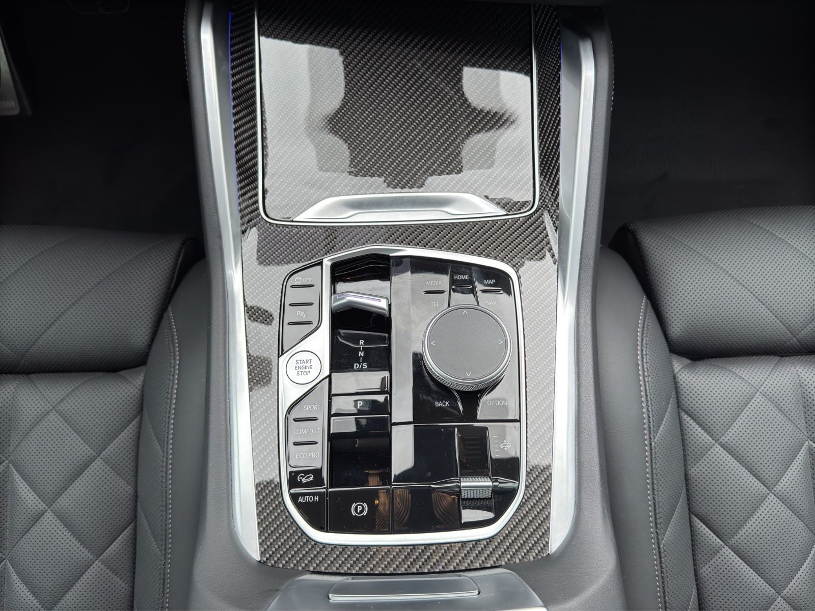 BMW X6 xDrive30d | M-Sport Pro| LED| Sky| H&K| Luft