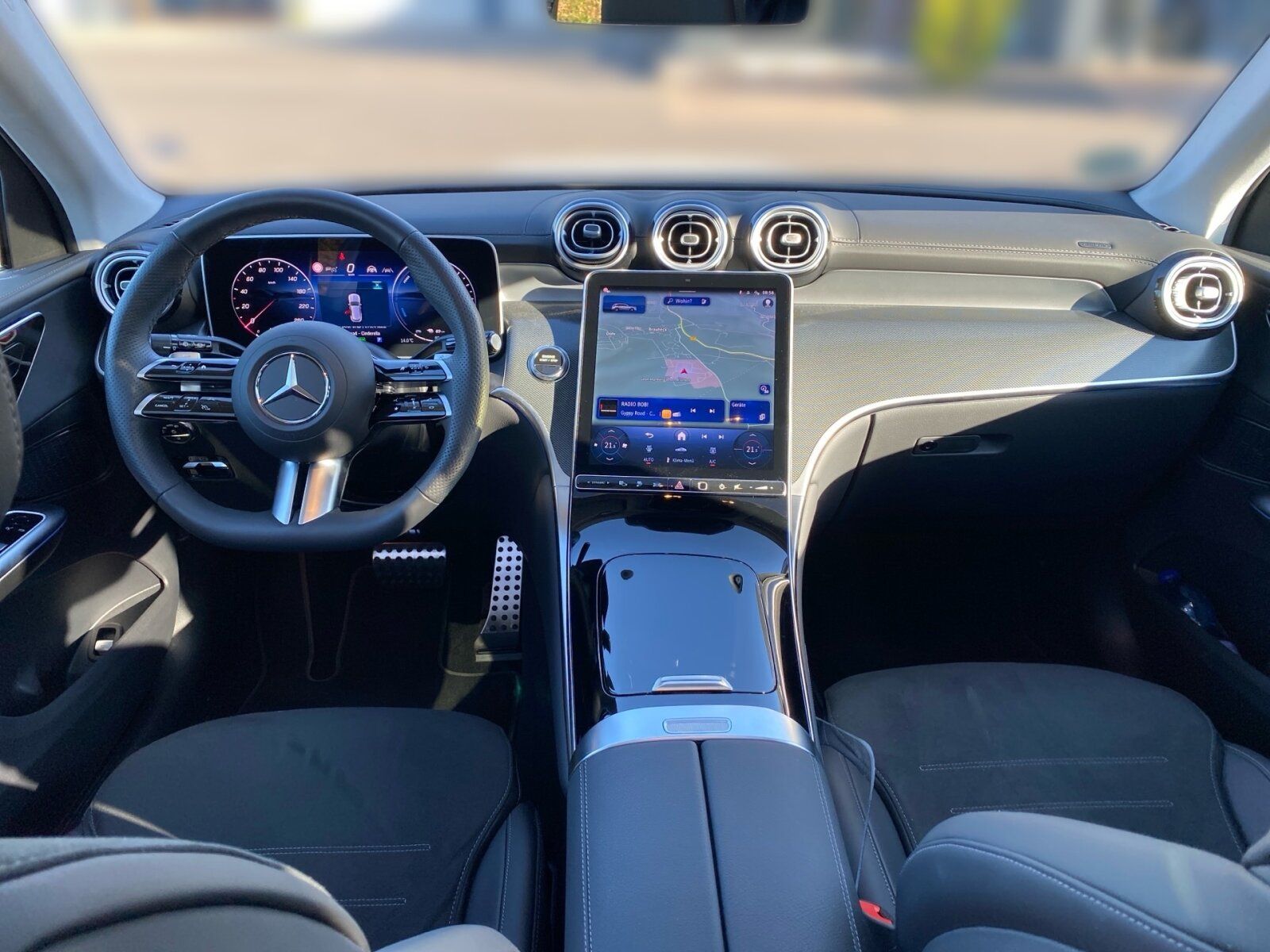 Mercedes-Benz GLC 300 de 4M AMG°FAHRASS+°AHK°DIGI°PANO°360°