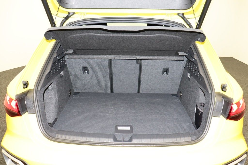 Audi A3 allstreet 35 TFSI - Samsaru's Car Outlet