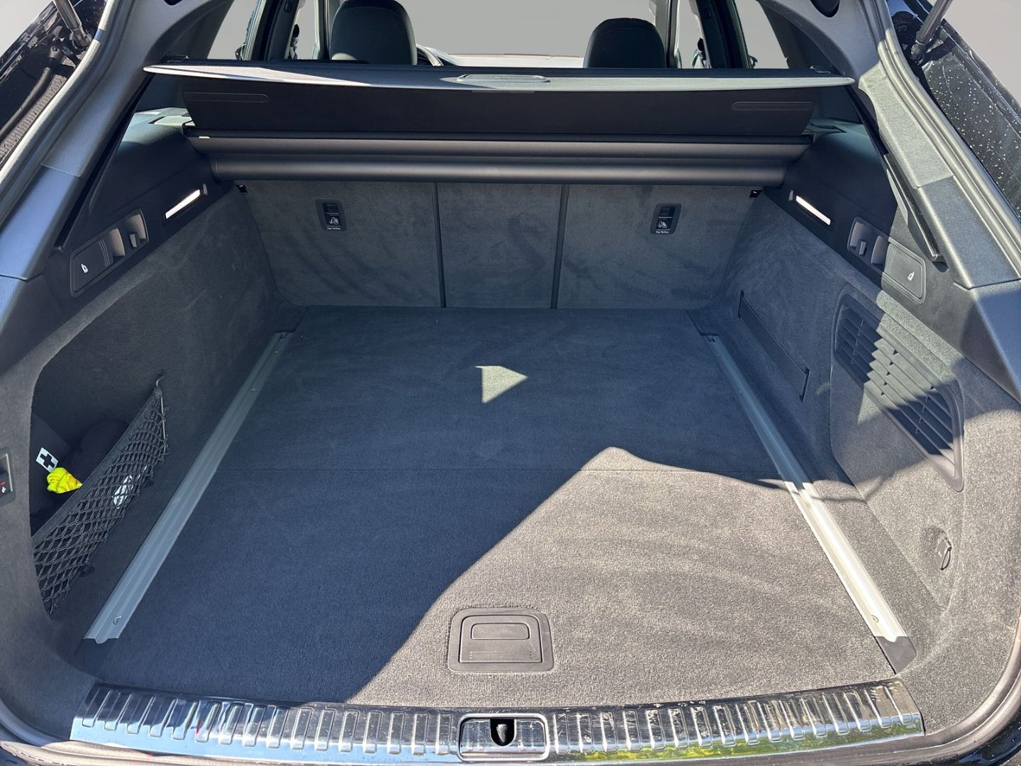 Audi A6 Avant 40 TDI advanced - Samsaru's Car Outlet