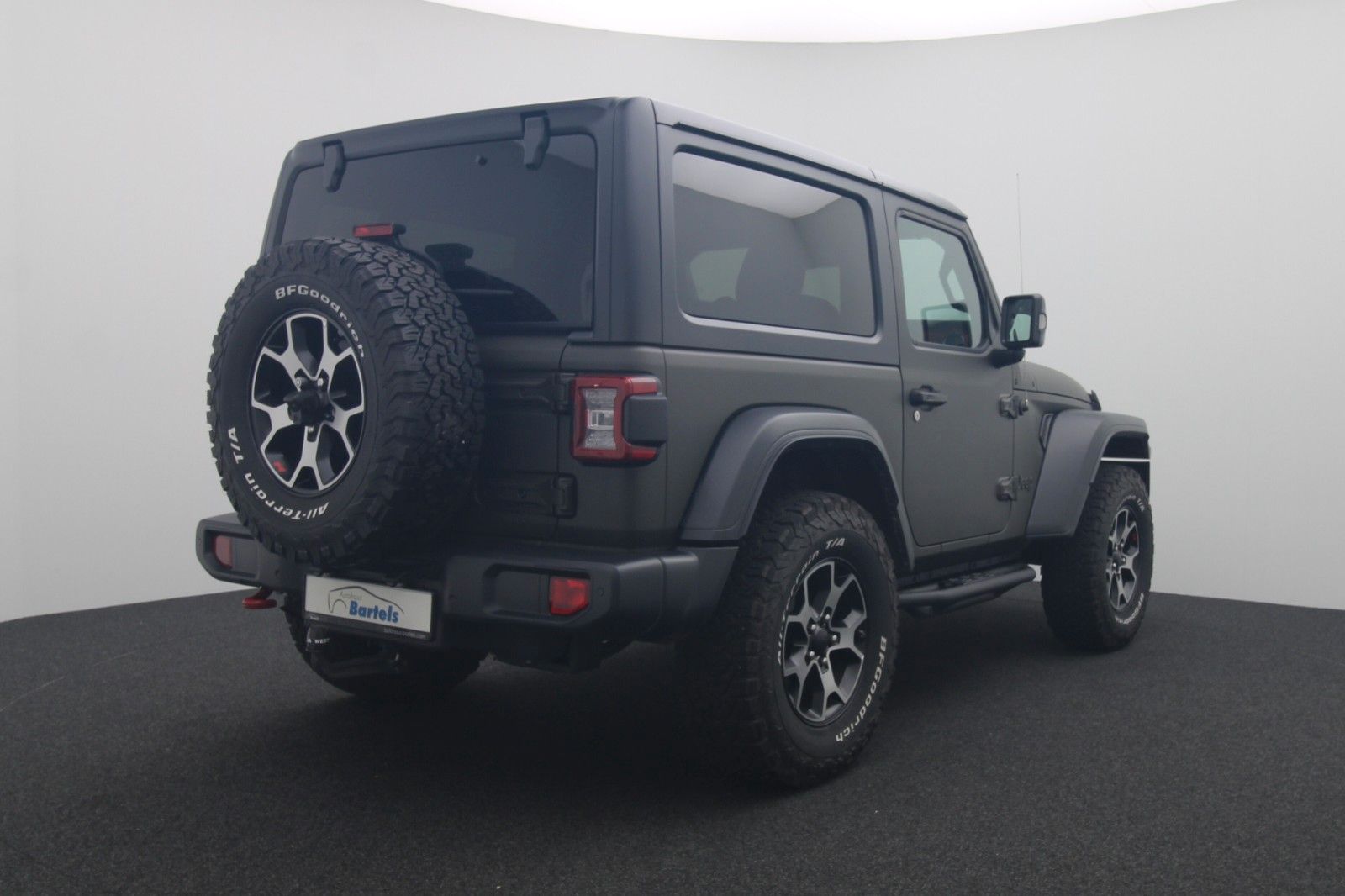 Jeep Wrangler Rubicon 2.2l CRDi grün Matt Lackierung