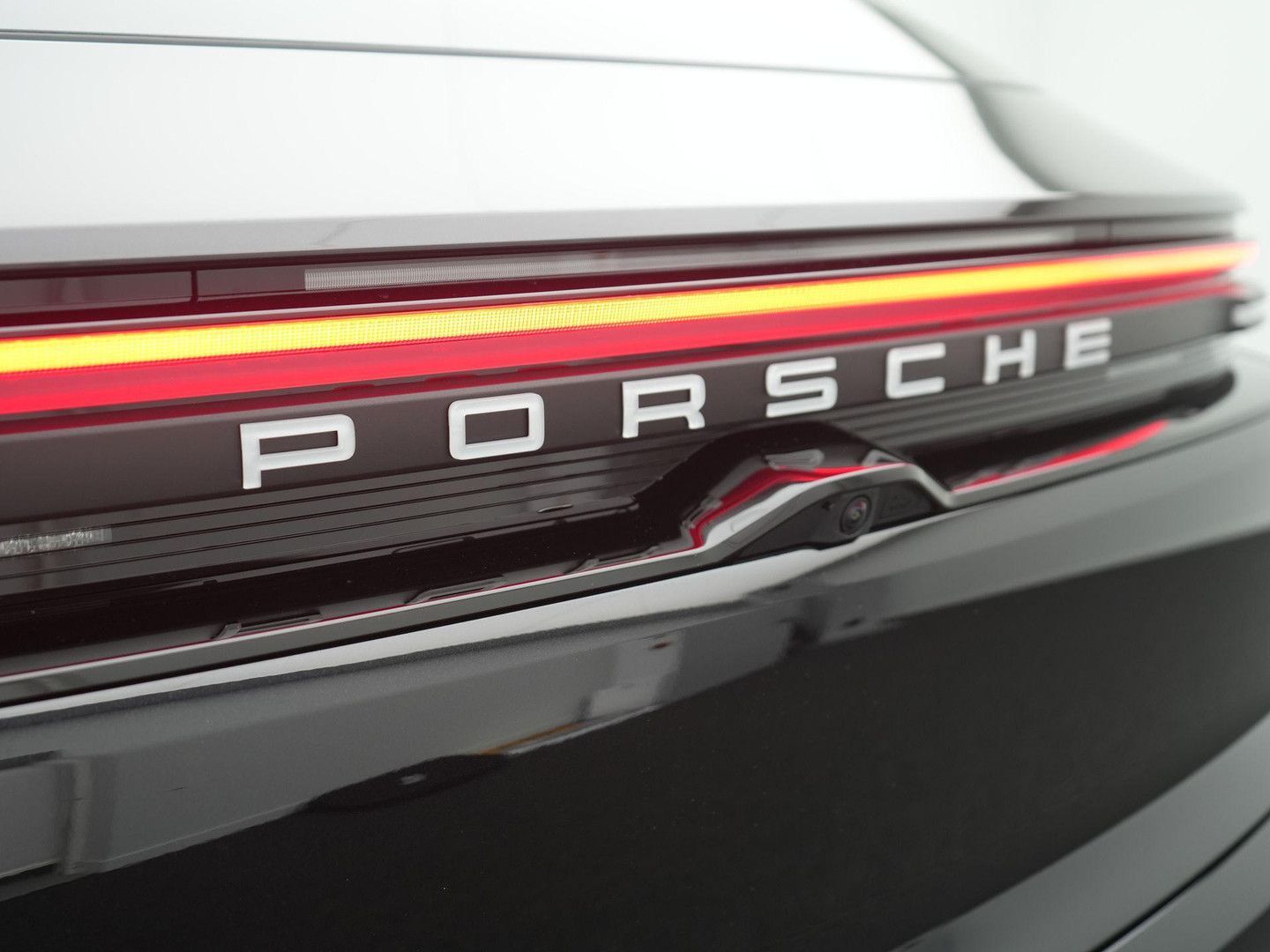 Porsche Macan 4