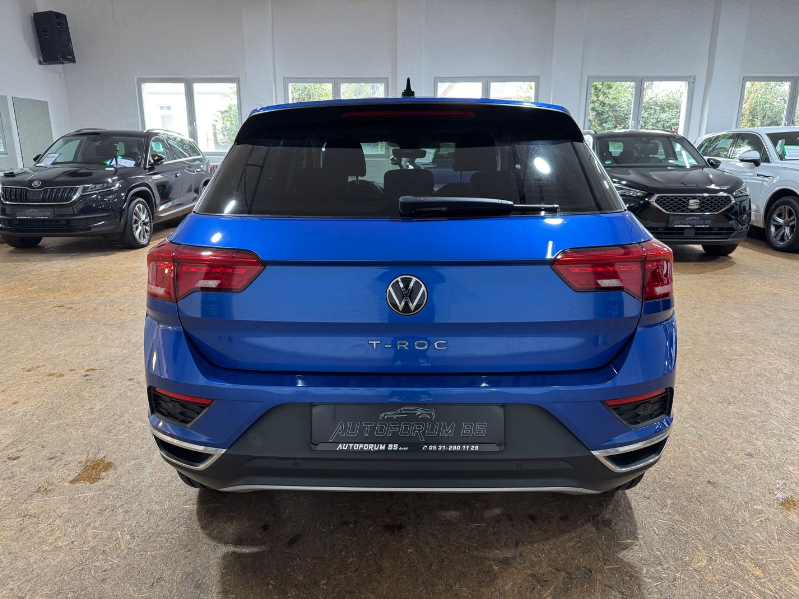 Volkswagen T-Roc Style 2.0 TDI DSG - Samsaru's Car Outlet