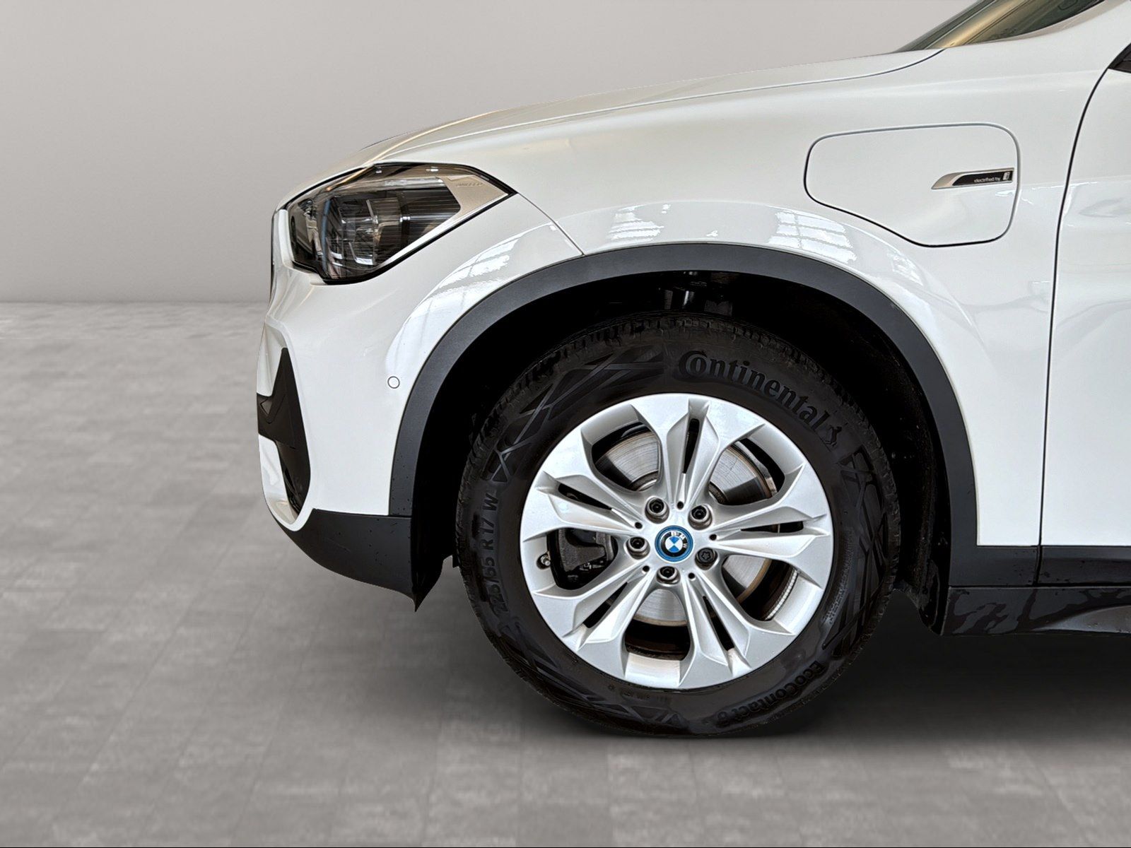 BMW X1 xDrive25e - Samsaru's Car Outlet