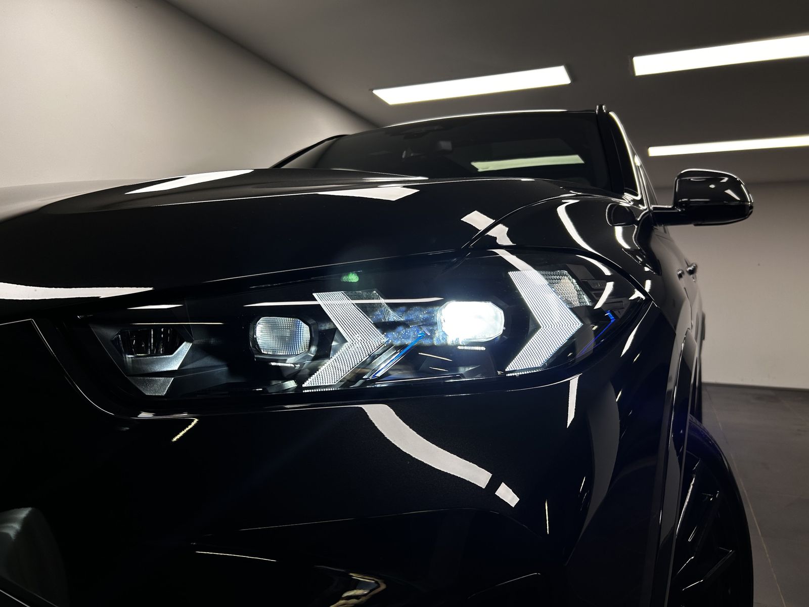 BMW X5 xDrive50e M Sportpaket Pro B&W Pano. AHK DAB