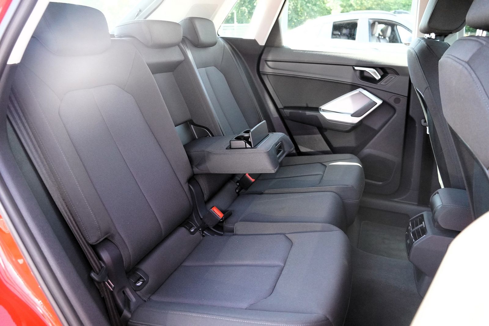 Audi Q3 35 TDI quattro advanced - Samsaru's Car Outlet