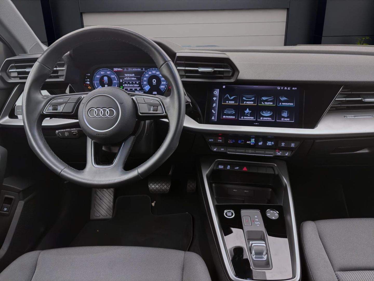 Audi A3 Sportback 40 TFSIe PDC SITZHZG KLIMA LM16