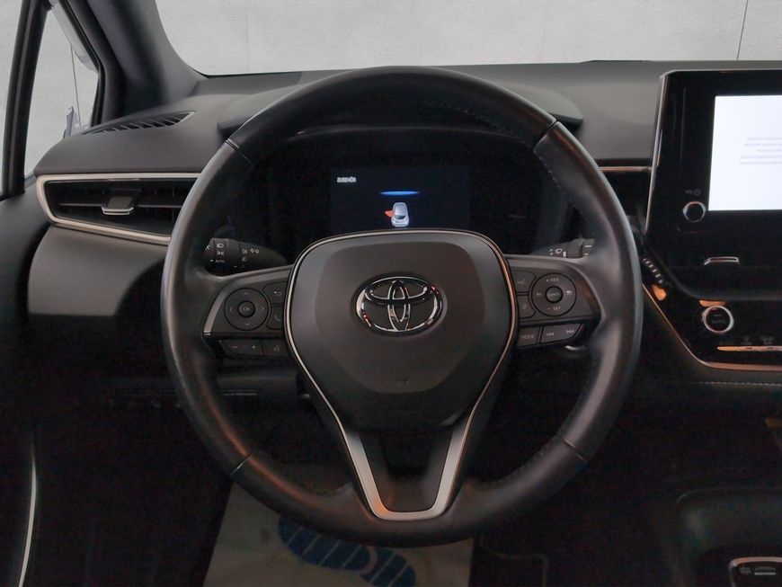 Toyota Corolla 1.8 Hybrid Team Deutschland NAVI+BI-LED+