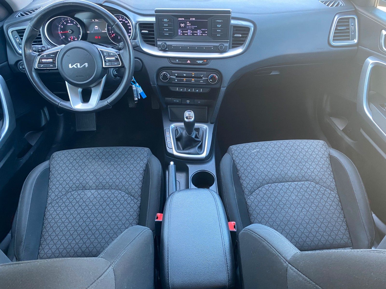 Kia Ceed 1.0 T-GDi - Samsaru's Car Outlet