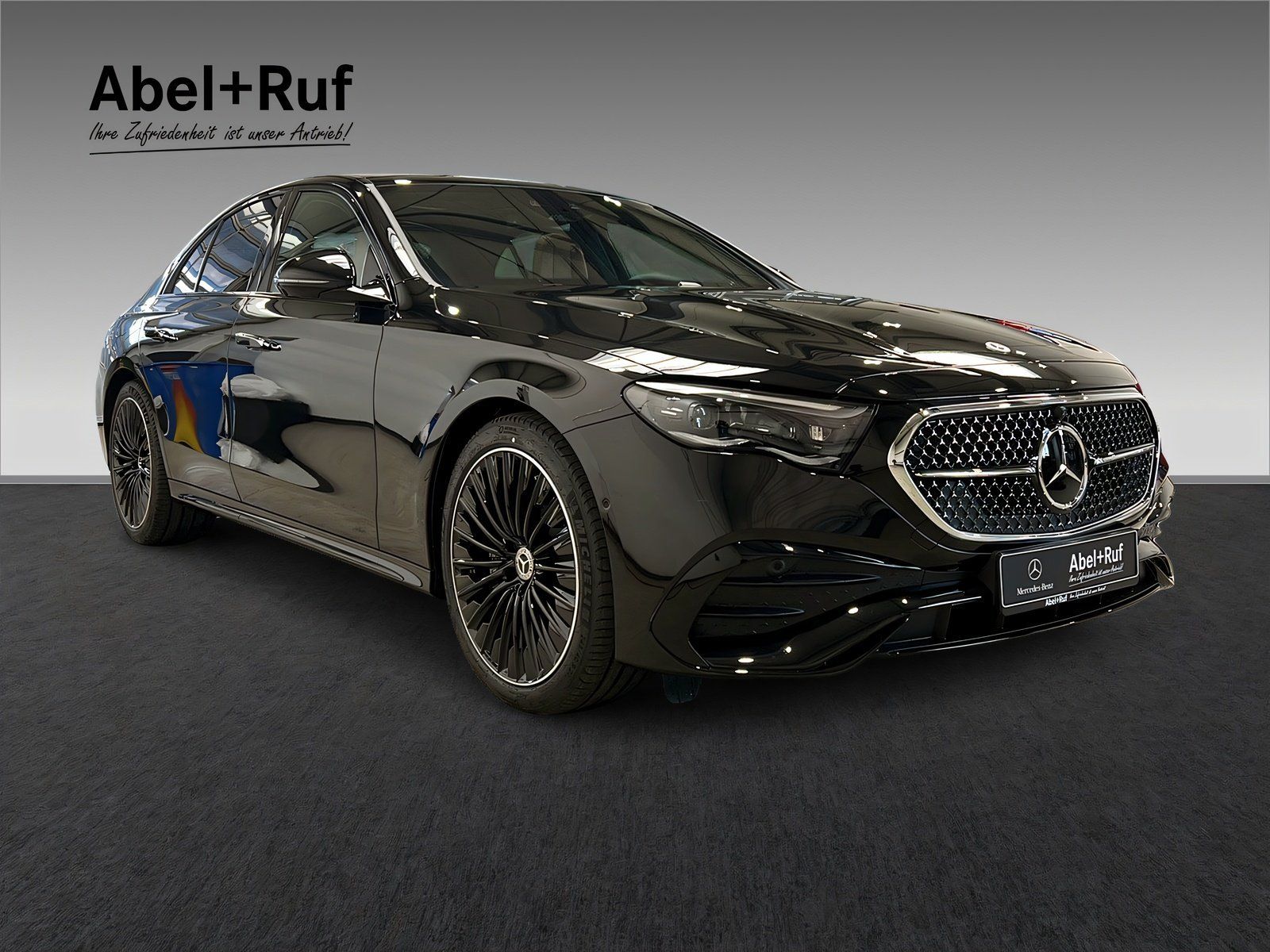 Mercedes-Benz E 450 d 4M+AMG+LEDER+PREMIUM+AHK+STANDHEIZUNG