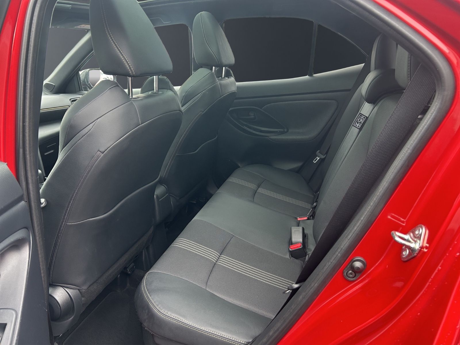 Toyota Yaris Cross Hybrid Adventure*Panorama*HUD*Matrix