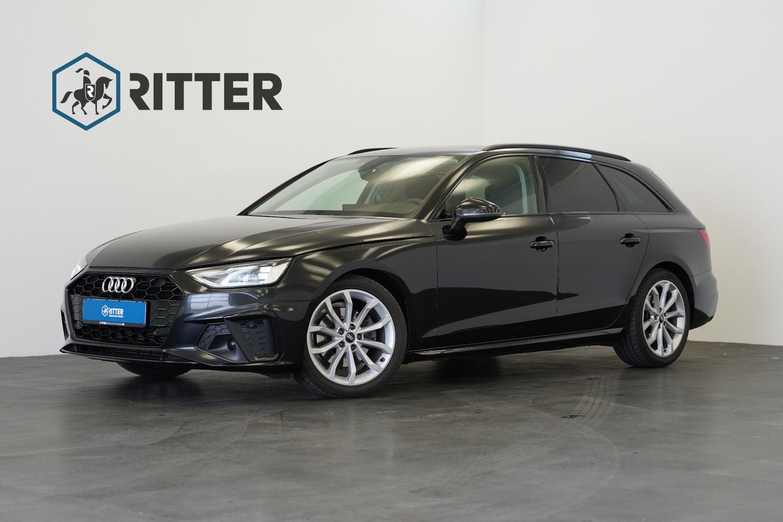 Audi A4 Avant 35 TFSI S Line S-Tronic - Samsaru's Car Outlet