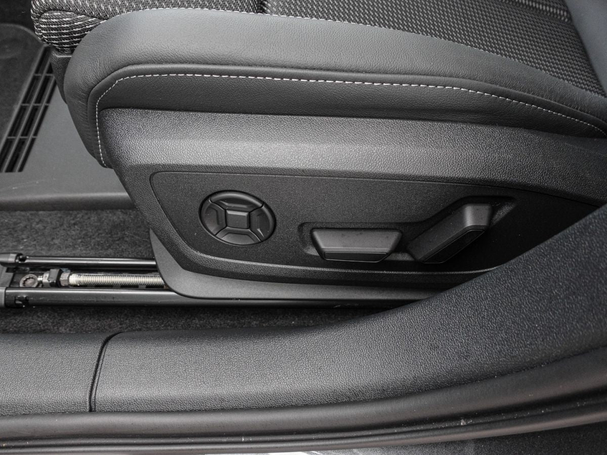 Audi A3 Sportback 30 TFSI S tronic S line - Samsaru's Car Outlet
