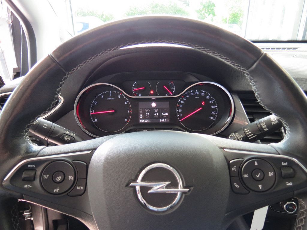 Opel Crossland 1.5 Diesel Elegance - Samsaru's Car Outlet
