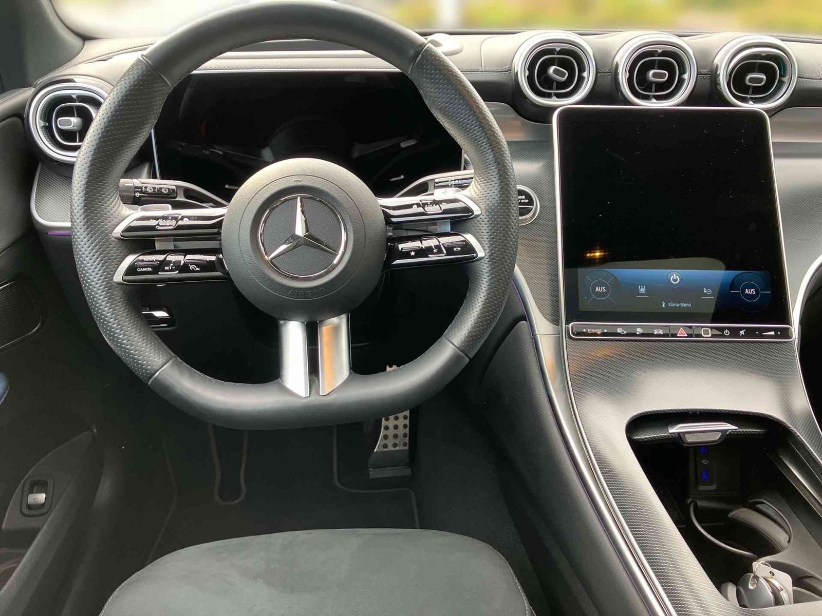 Mercedes-Benz GLC 300 de 4M AMG+Pan+Dist+AHK+Sound+HUD+DIGITAL