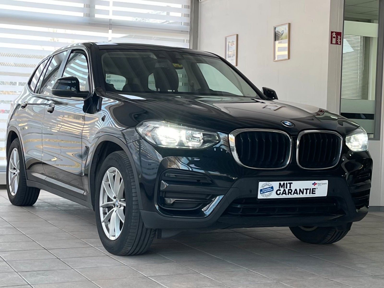 BMW X3 xDrive 30d Sport - Samsaru's Car Outlet