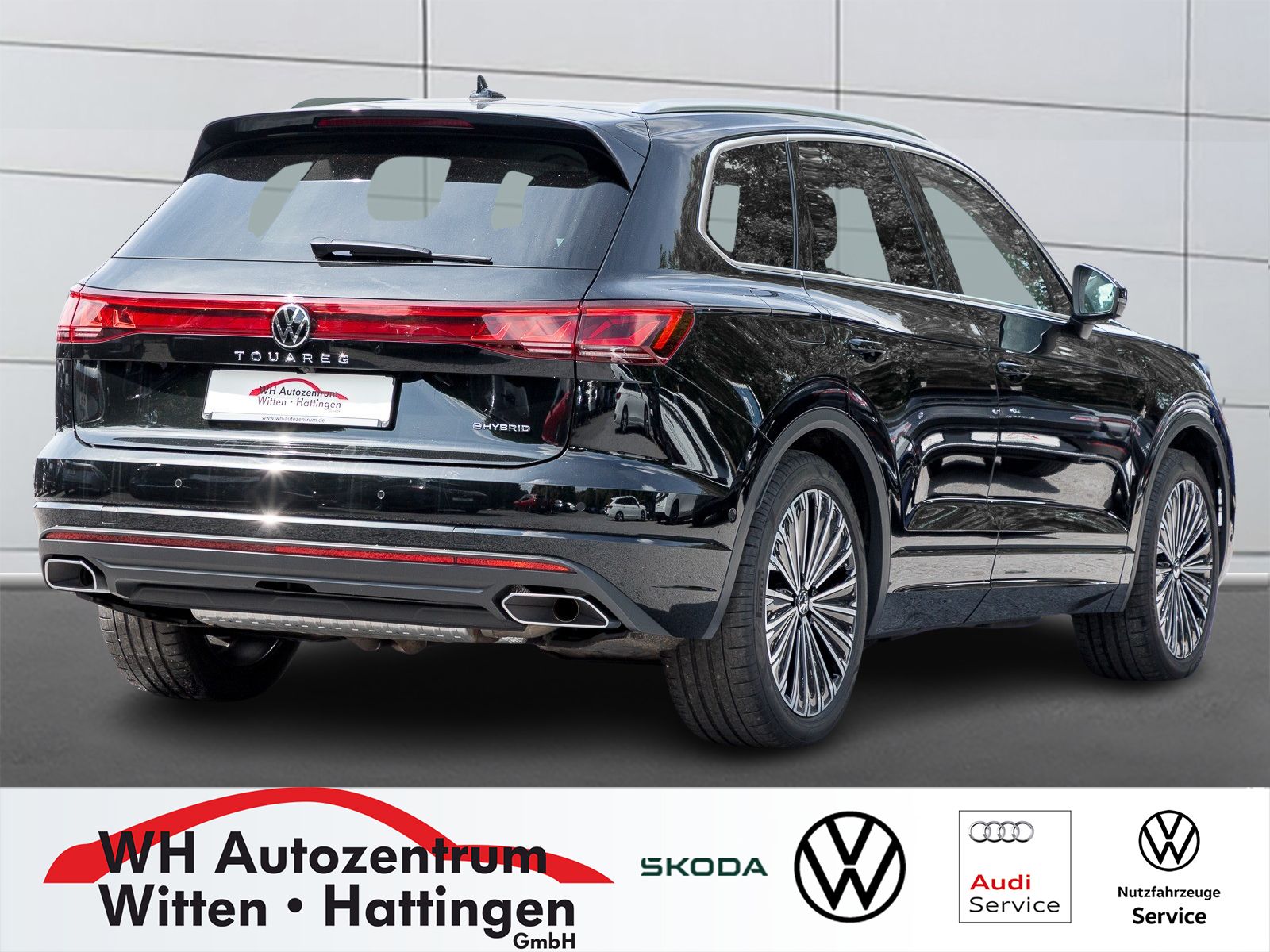 Volkswagen Touareg 3.0 TSI eHybrid 4Motion Elegance - Samsaru's Car Outlet