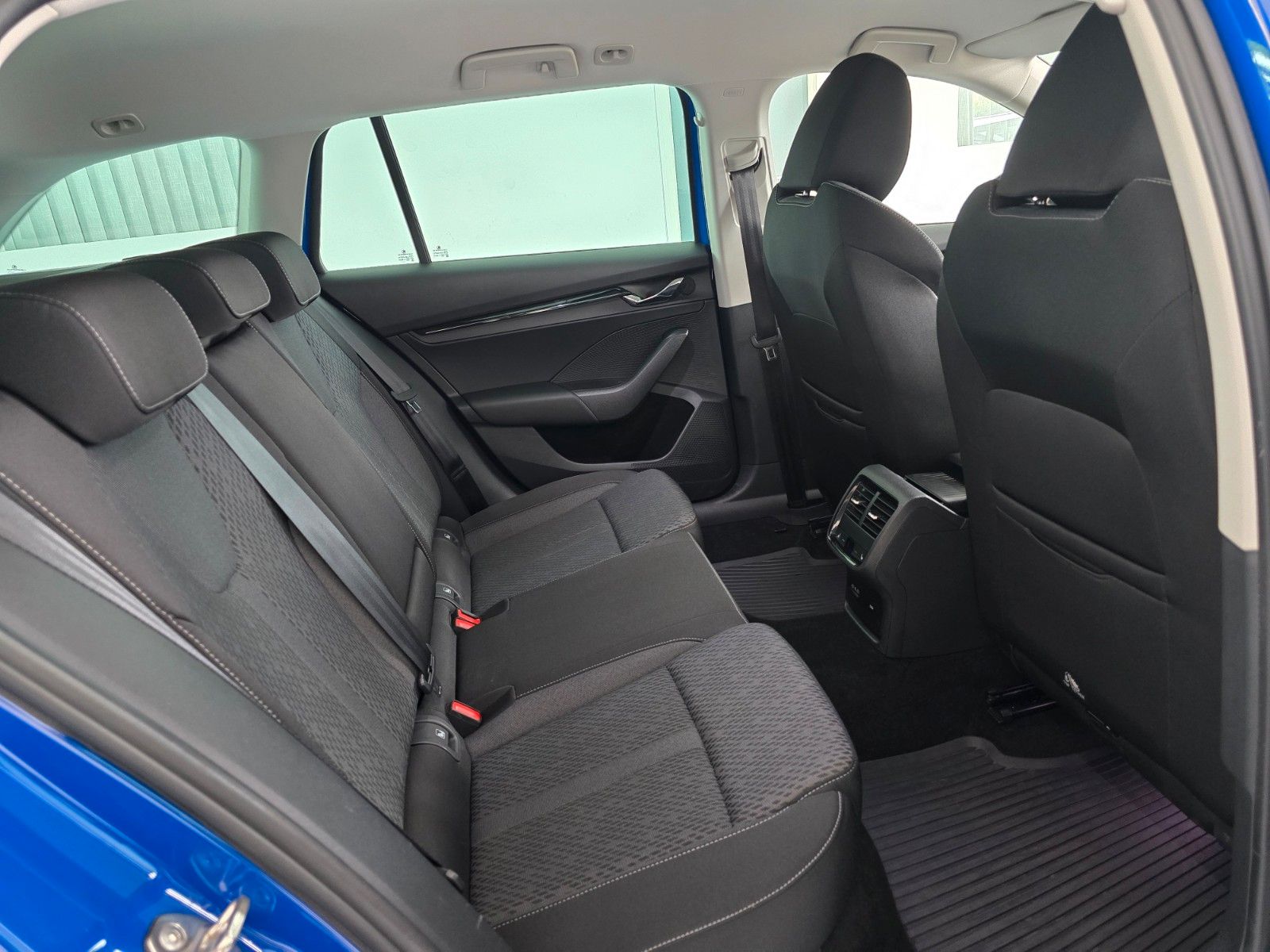 Skoda OCTAVIA CLEVER 2.0 TDI Aut. - Samsaru's Car Outlet