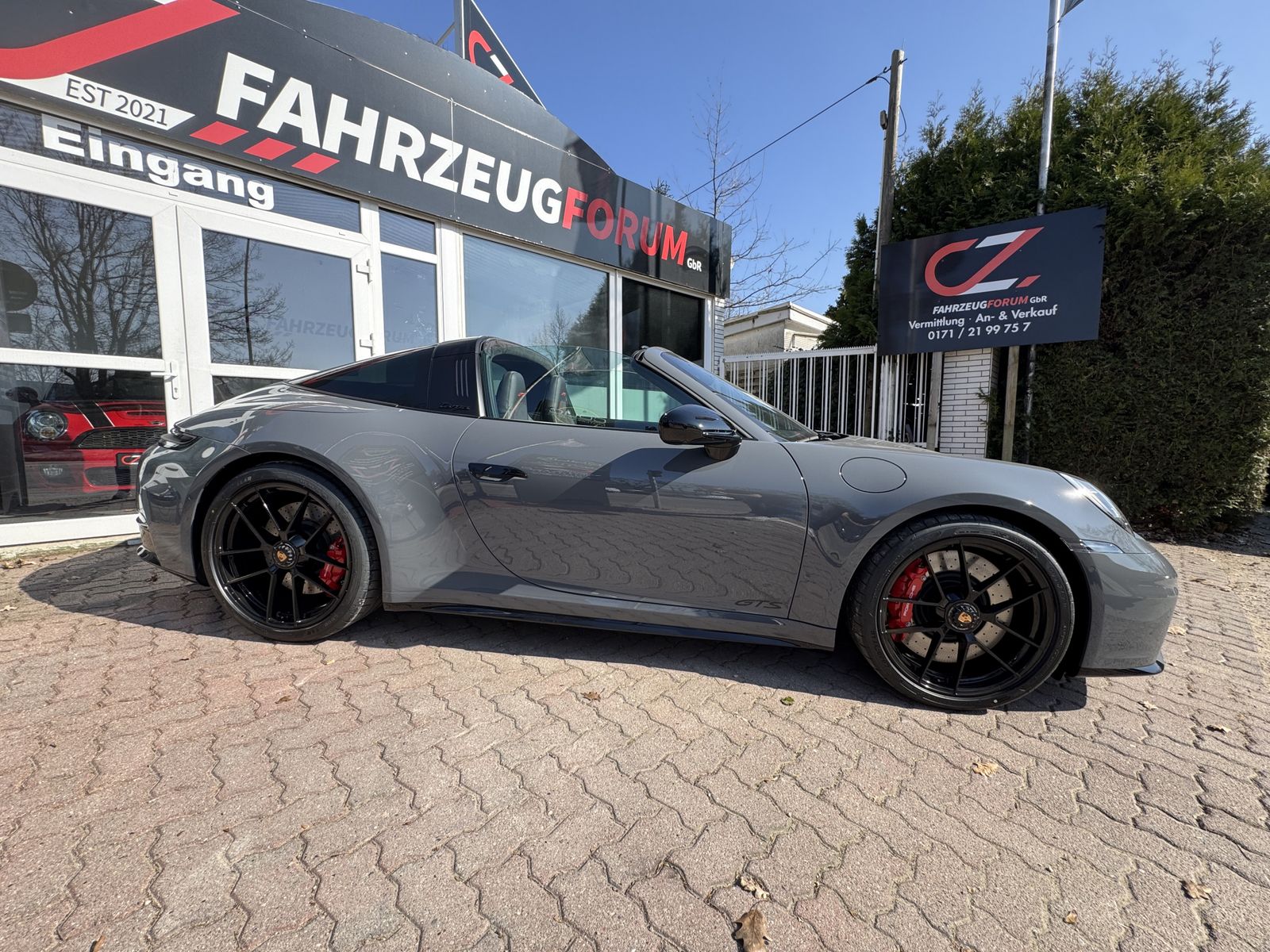 Porsche 992 .2 Targa 4 GTS T-Hybrid