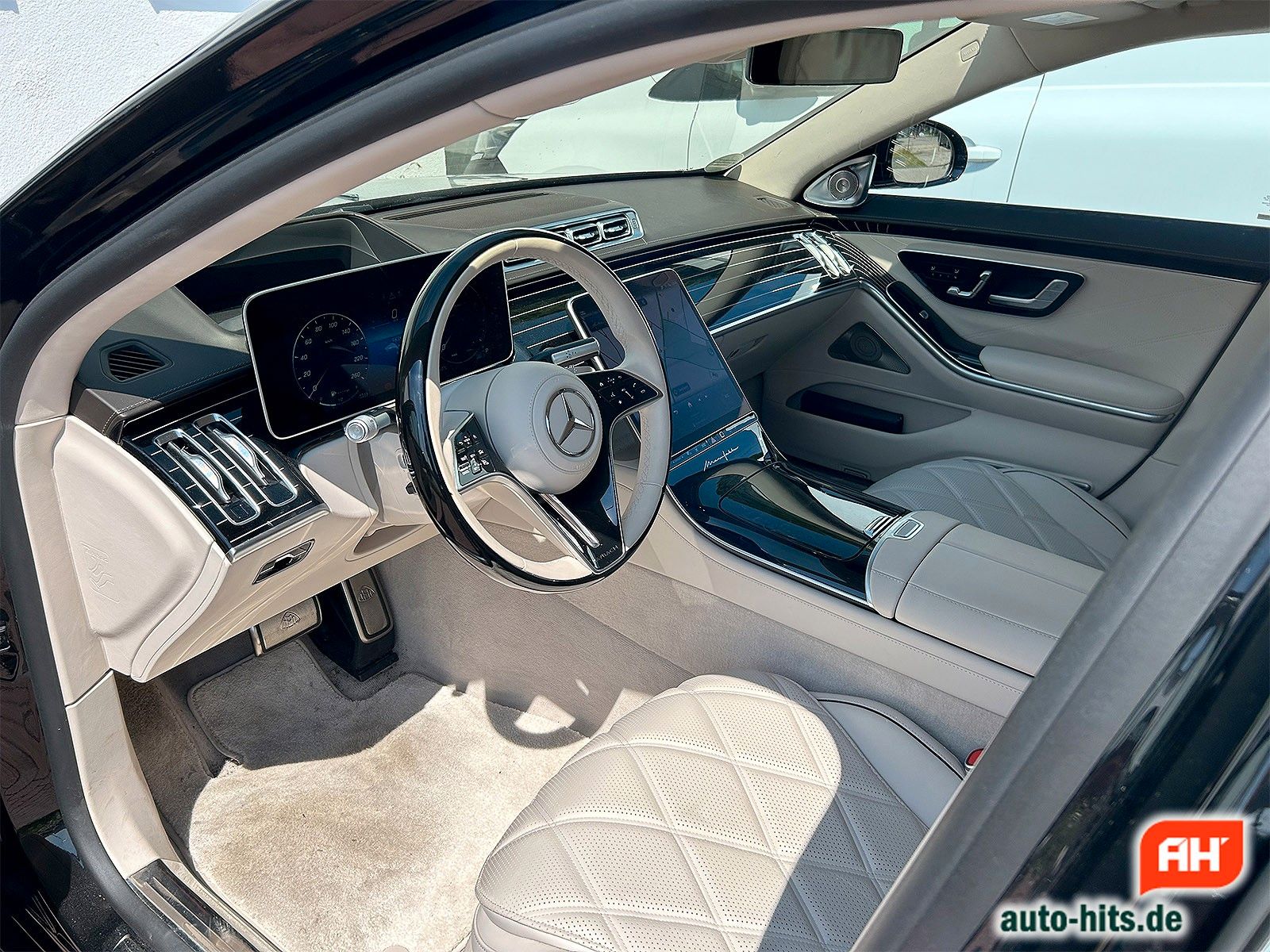 Mercedes-Benz S 580 Maybach 4MATIC - Samsaru's Car Outlet
