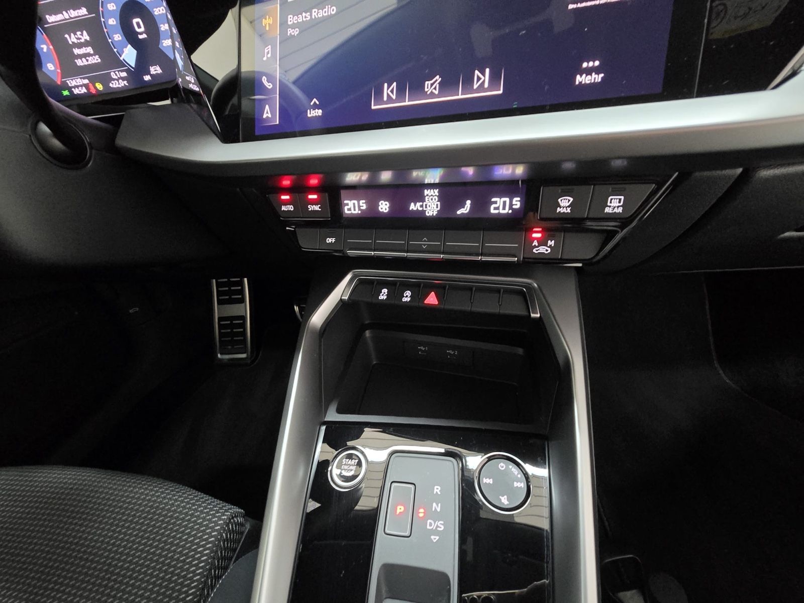 Audi A3 Sportback 30TFSI S-tronic S-Line Optik schwaz