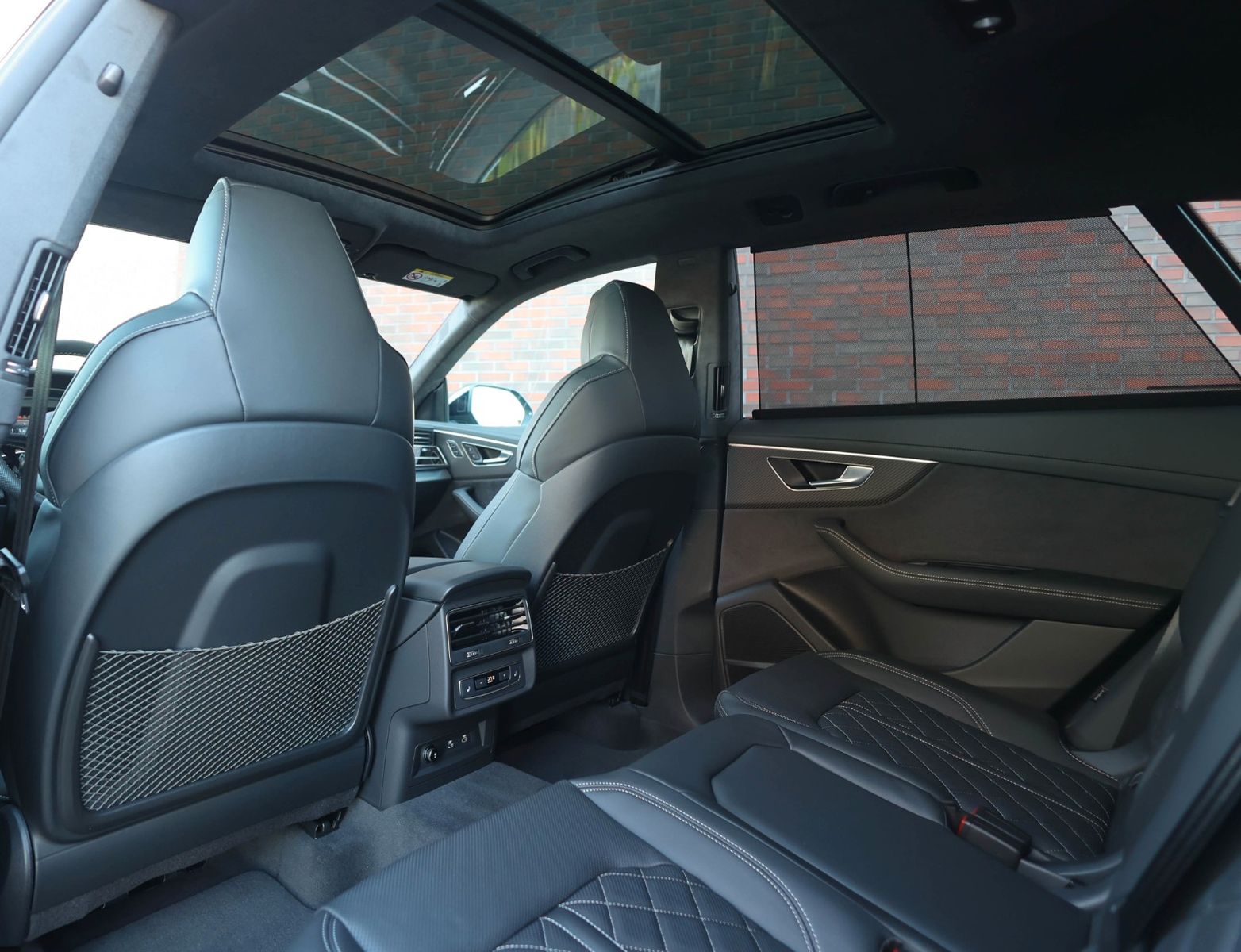 Audi Q8 60 TFSIe Quattro Advanced - Samsaru's Car Outlet