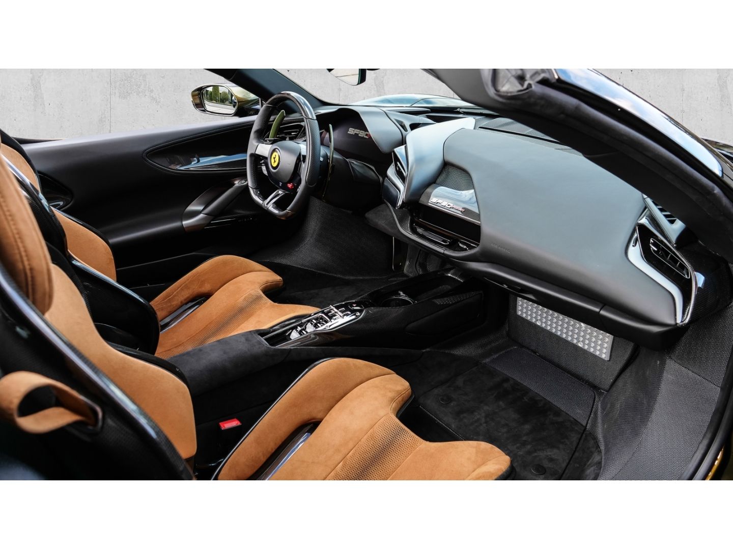 Ferrari SF90 Spider Tailor Made Cavalcade Edition - Samsaru's Car Outlet