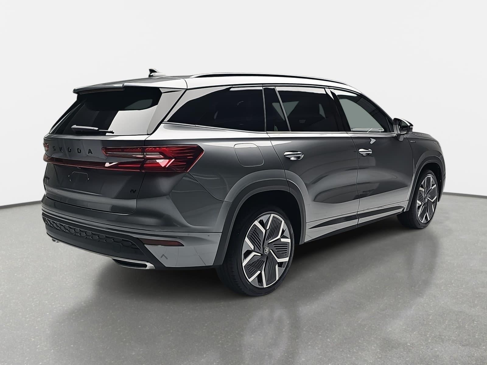 Skoda 1.5 TSI DSG IV PHEV SPORTLINE AHK PANO LM