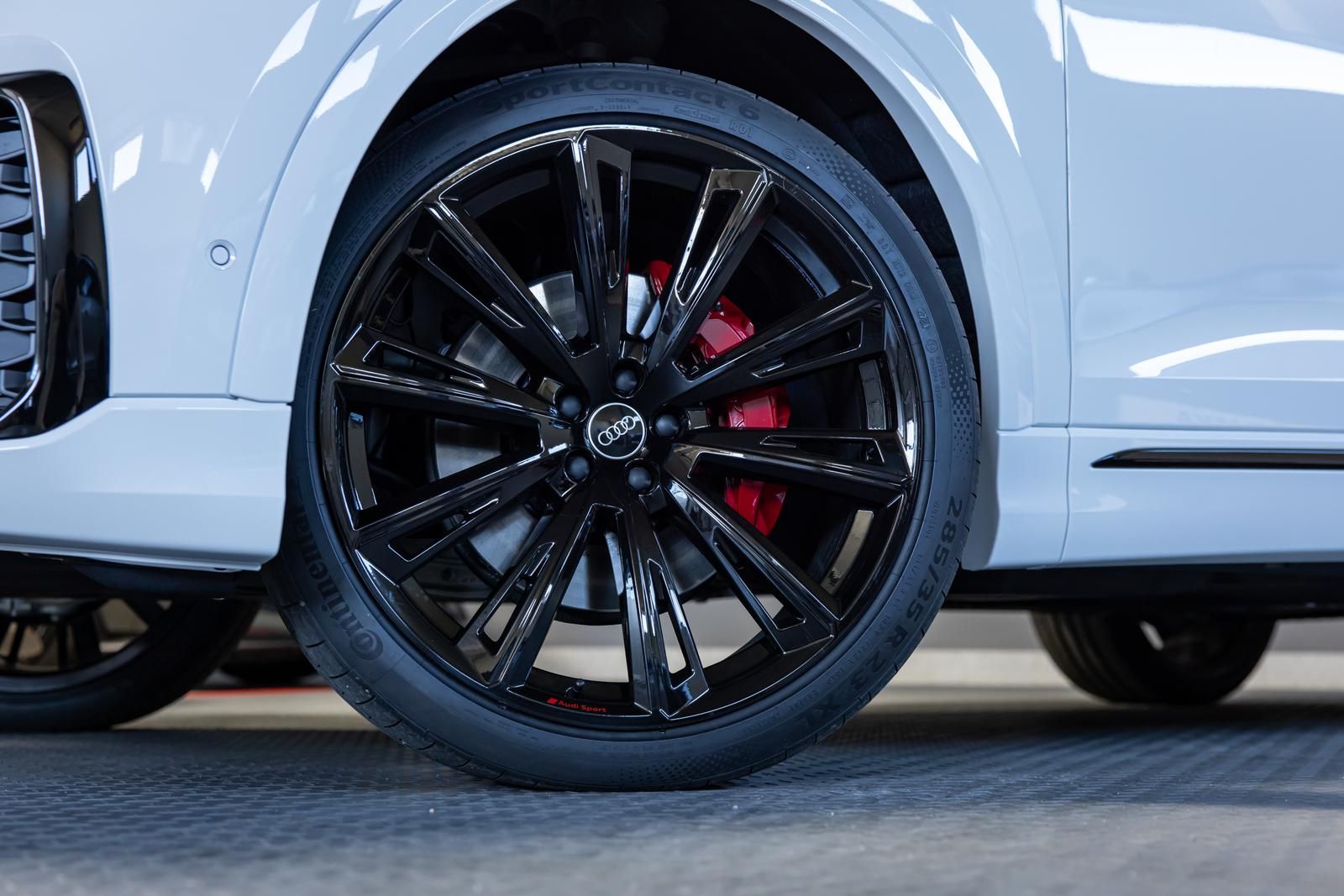Audi Q8 50 TDI quattro S-Line - Samsaru's Car Outlet