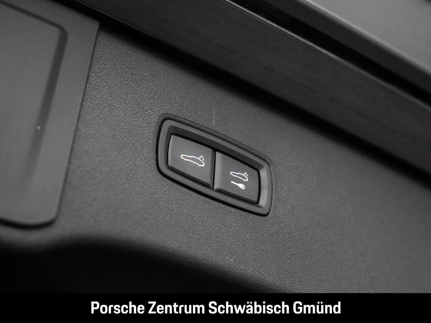Porsche Cayenne Black Edition InnoDrive Head-Up BOSE LED