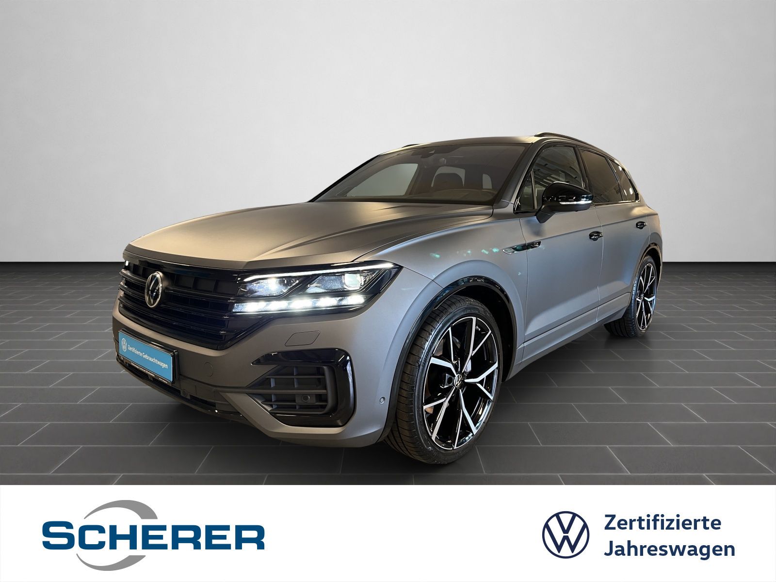 Volkswagen Touareg 3.0 TDI R-Line - Samsaru's Car Outlet