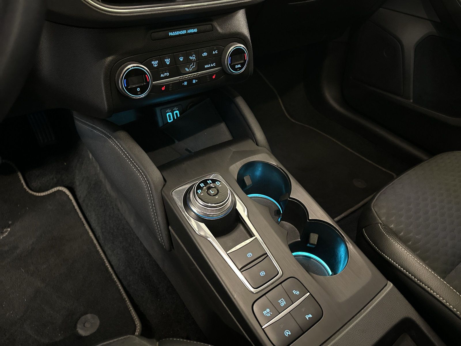 Ford Focus Turnier Titanium - Samsaru's Car Outlet