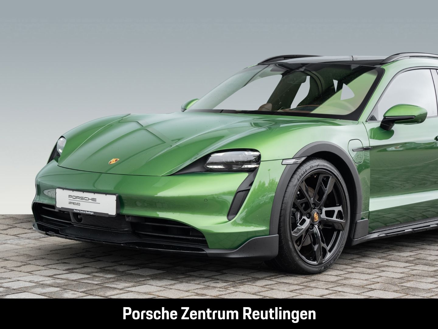 Porsche Taycan 4S Cross Turismo Burmester Surround-View