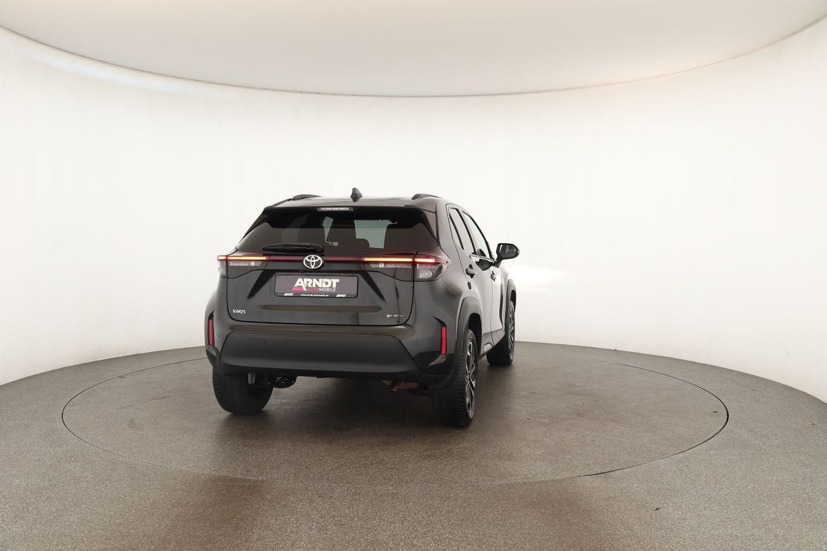 Toyota Yaris Cross CVT Team D LED Navi SHZ iACC Kam 17"