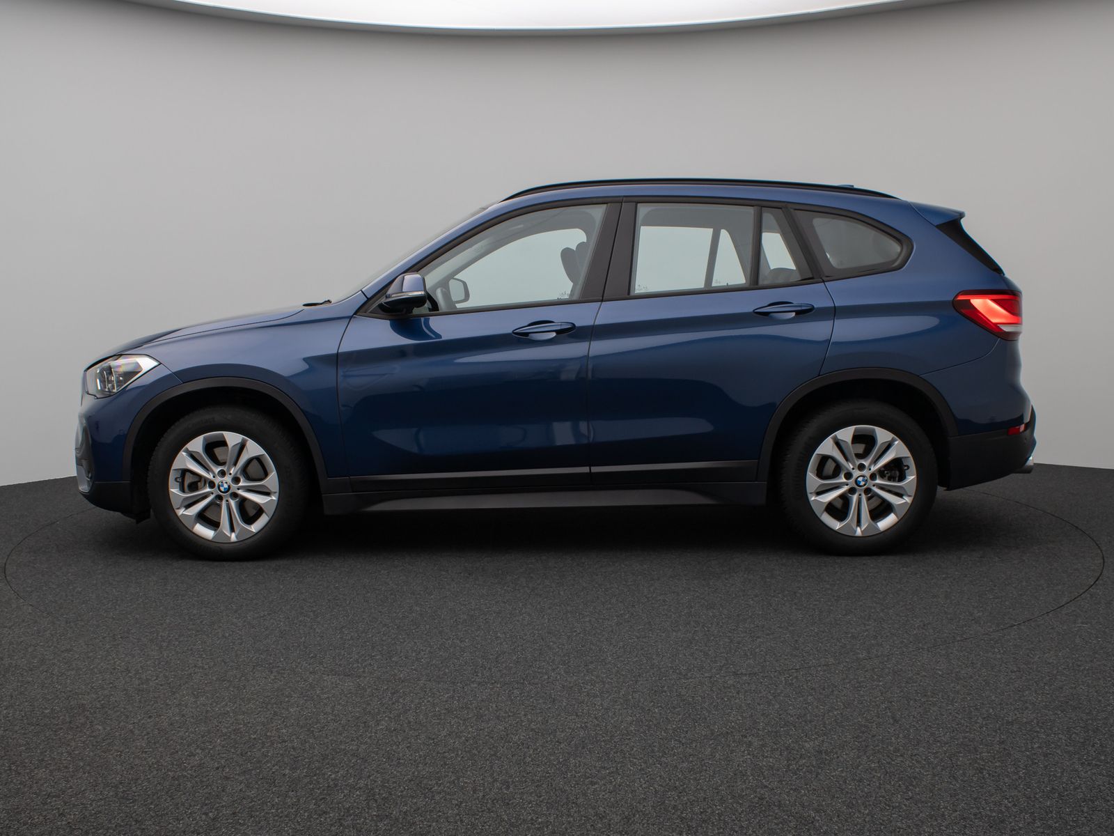 BMW X1 xD20d - Samsaru's Car Outlet