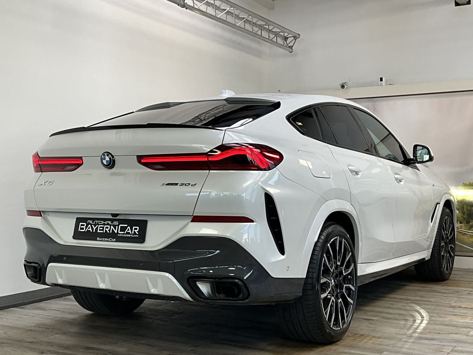 BMW X6 xDrive30d M Sport Pro - Samsaru's Car Outlet