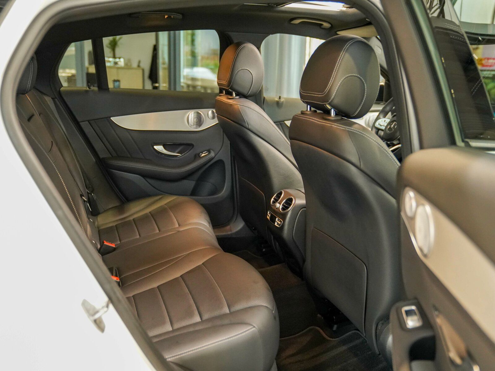 Mercedes-Benz GLC 400 d 4M Coupé AMG Line - Samsaru's Car Outlet